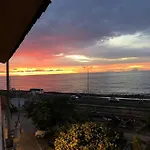 Cozy Loft Whit Jacuzzi & Ocean View In Walled City