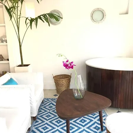 Cozy Loft Whit Jacuzzi & Ocean View In Walled City *