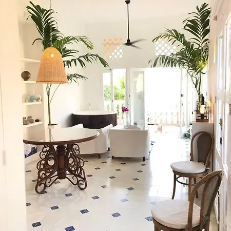 Cozy Loft Whit Jacuzzi & Ocean View In Walled City *